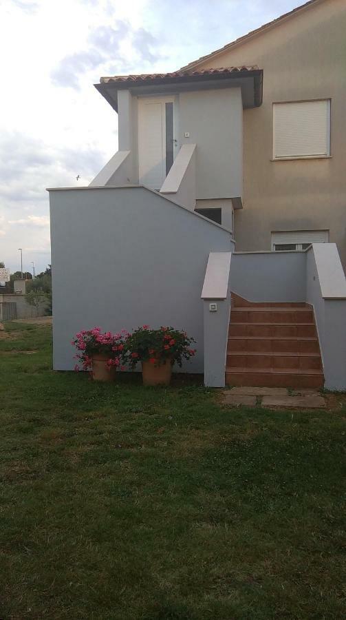 Apartment Karin Medulin Exterior photo